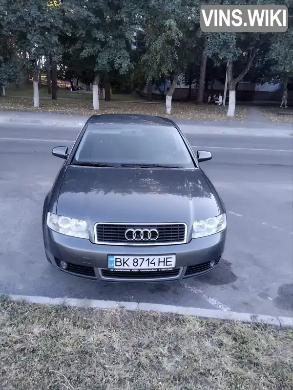 Седан Audi A4 2001 1.6 л. Ручна / Механіка обл. Рівненська, Острог - Фото 1/11