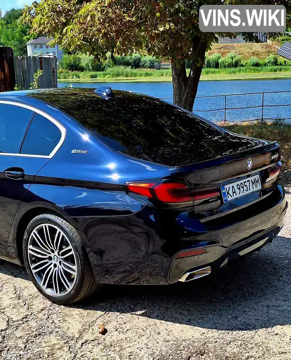 WBAJA91020B312472 BMW 5 Series 2018 Седан 2 л. Фото 3