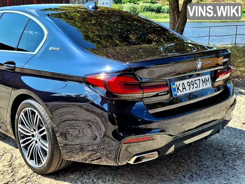 WBAJA91020B312472 BMW 5 Series 2018 Седан 2 л. Фото 4