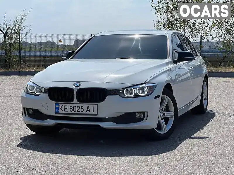 WBA3C3G58ENS71144 BMW 3 Series 2014 Седан 2 л. Фото 1