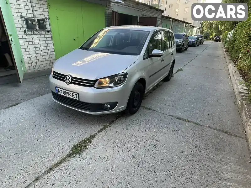 Мінівен Volkswagen Touran 2012 1.6 л. Ручна / Механіка обл. Харківська, Харків - Фото 1/10