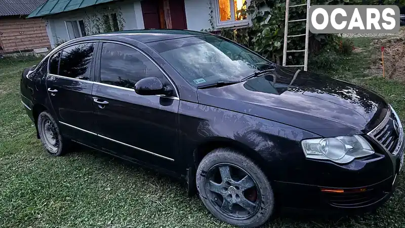 Седан Volkswagen Passat 2005 2 л. Ручна / Механіка обл. Івано-Франківська, location.city.nyzhnii_bereziv - Фото 1/13