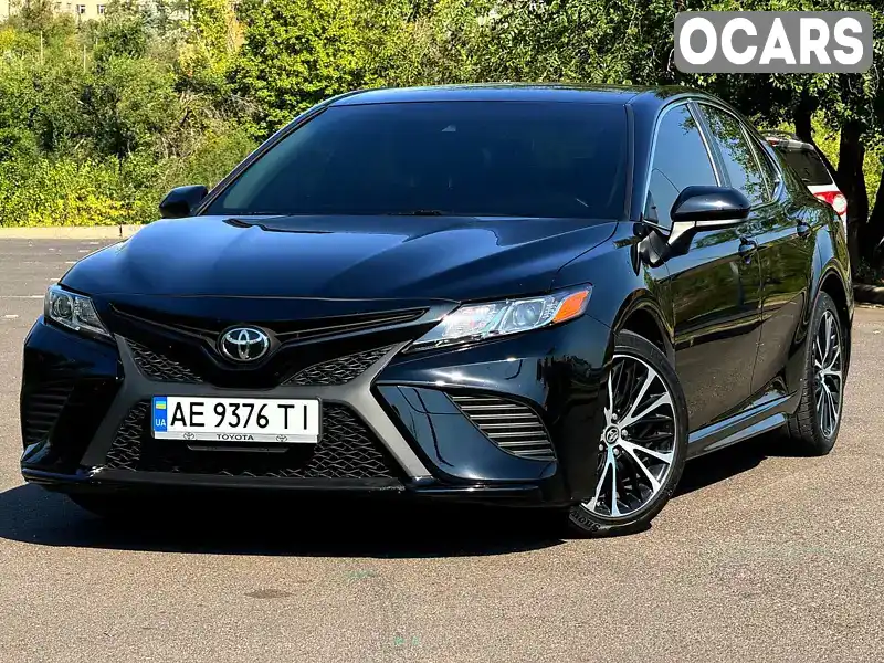 Седан Toyota Camry 2019 2.49 л. Автомат обл. Дніпропетровська, Кривий Ріг - Фото 1/21