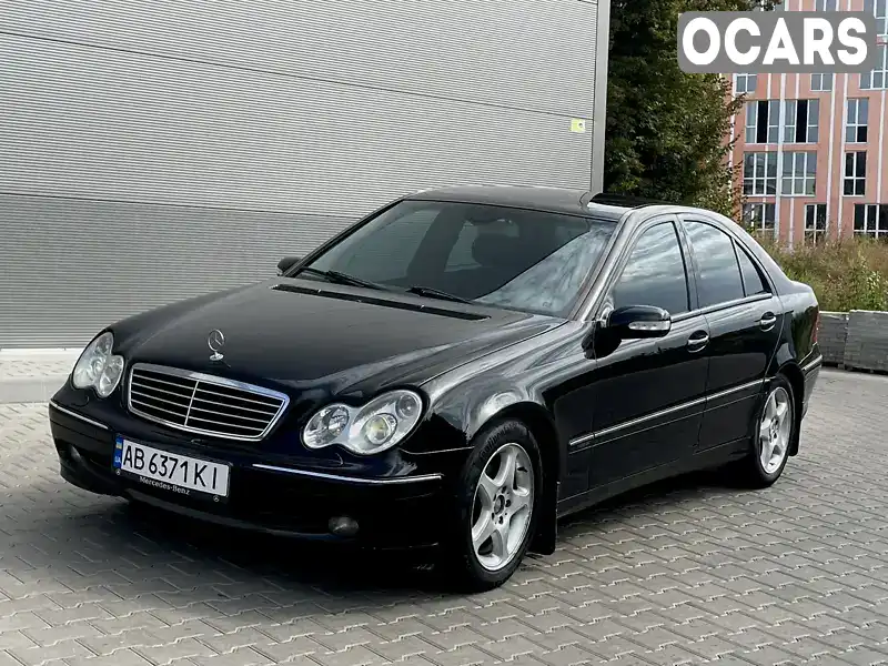 Седан Mercedes-Benz C-Class 2003 1.8 л. Автомат обл. Винницкая, Гайсин - Фото 1/21