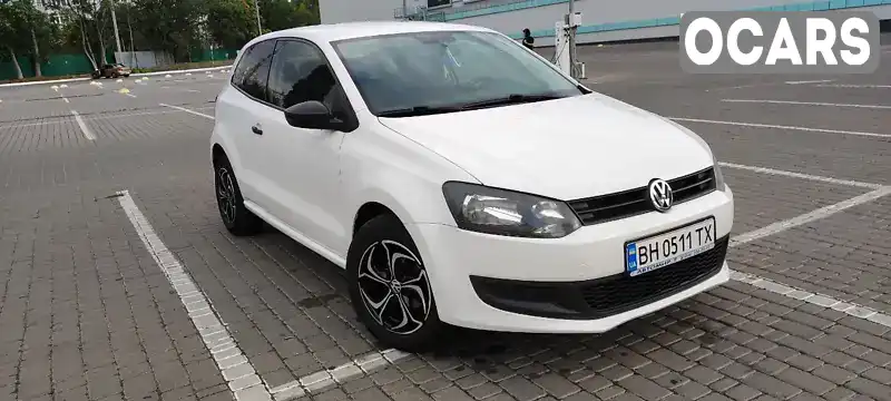 Хетчбек Volkswagen Polo 2014 1.2 л. Ручна / Механіка обл. Одеська, Одеса - Фото 1/17