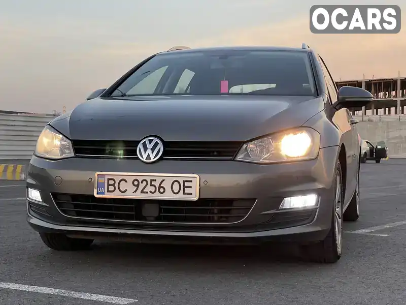 Універсал Volkswagen Golf 2013 1.6 л. Ручна / Механіка обл. Львівська, Кам'янка-Бузька - Фото 1/21