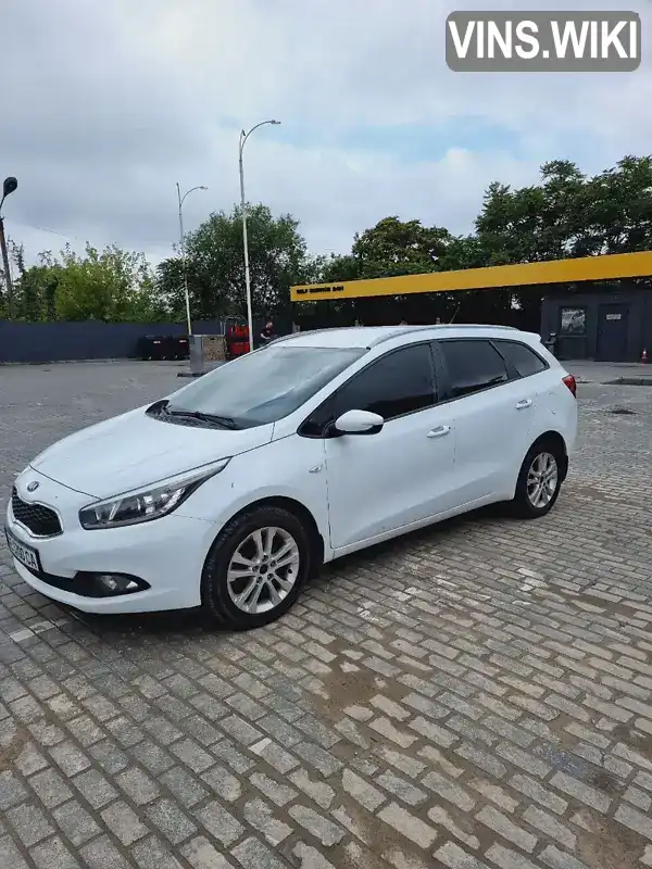 Універсал Kia Ceed 2013 1.4 л. Ручна / Механіка обл. Дніпропетровська, Дніпро (Дніпропетровськ) - Фото 1/6