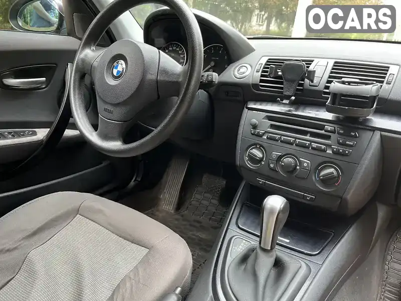 Хэтчбек BMW 1 Series 2006 2 л. Автомат обл. Полтавская, Кременчуг - Фото 1/9