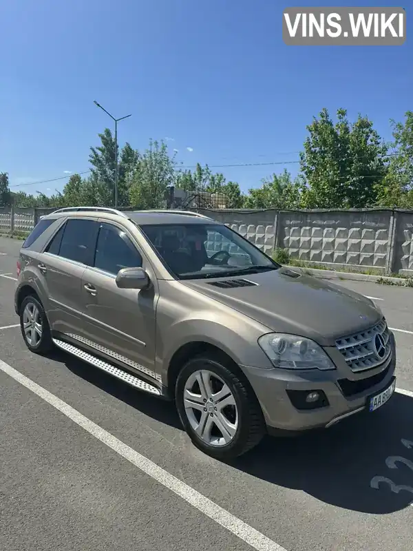 Позашляховик / Кросовер Mercedes-Benz M-Class 2009 3.5 л. Автомат обл. Київська, Київ - Фото 1/11