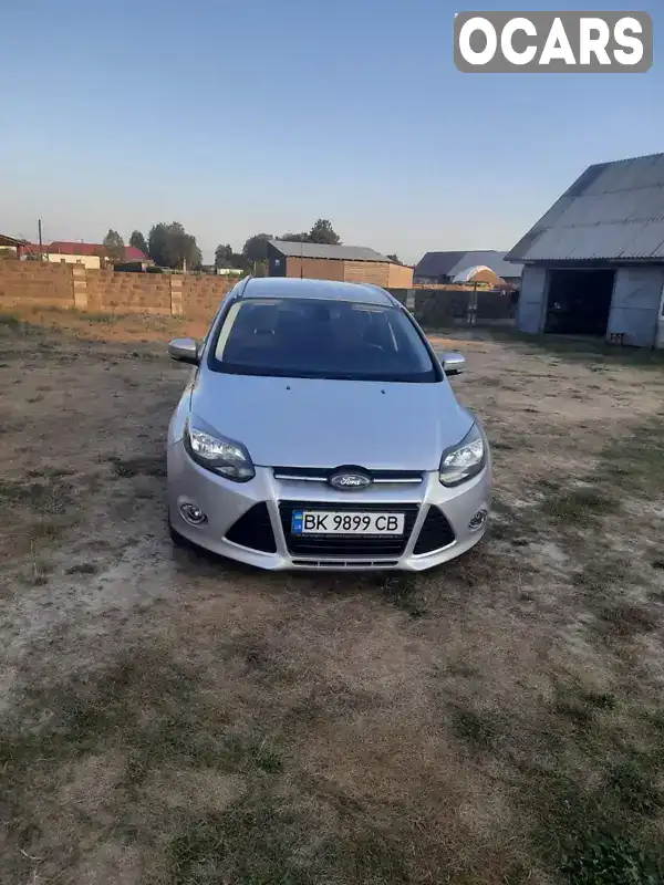 Універсал Ford Focus 2012 1.56 л. Ручна / Механіка обл. Рівненська, Рокитне - Фото 1/9