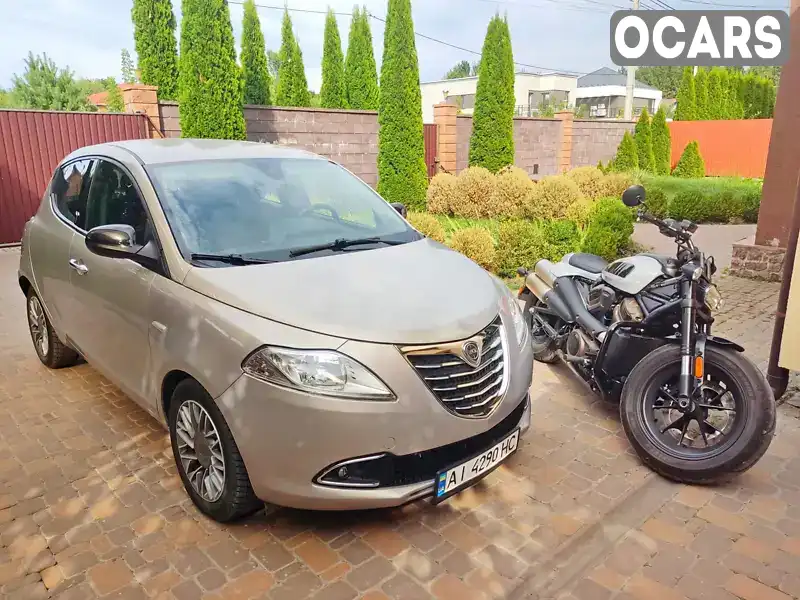 Хэтчбек Lancia Ypsilon 2013 0.88 л. Автомат обл. Киевская, Киев - Фото 1/19