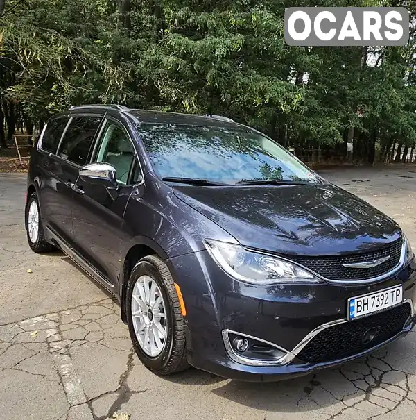 Мінівен Chrysler Pacifica 2019 3.6 л. Автомат обл. Одеська, Одеса - Фото 1/21