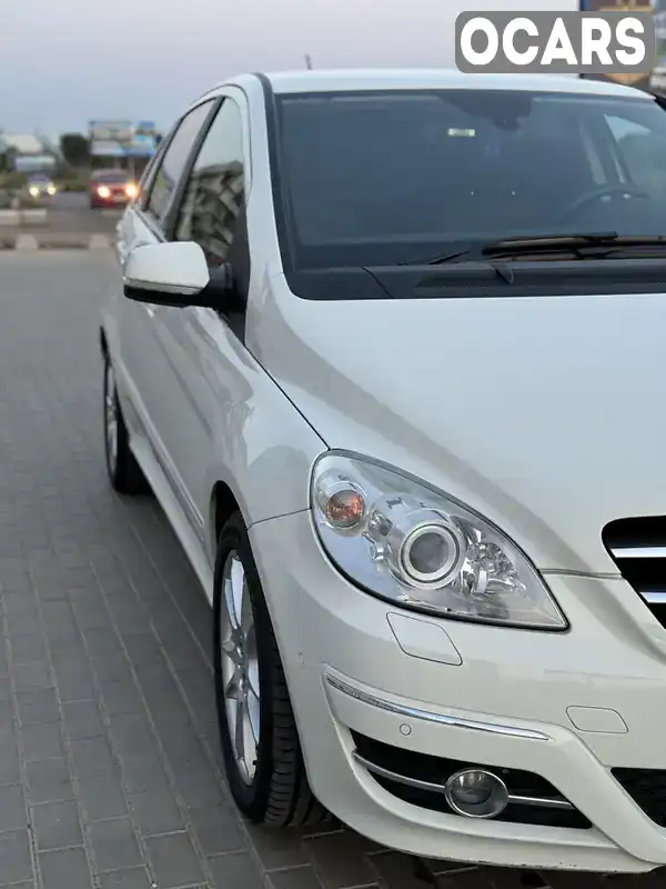 WDD2452322J643752 Mercedes-Benz B-Class 2010 Хетчбек 1.7 л. Фото 8