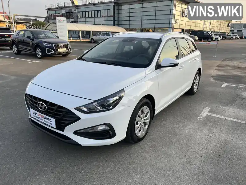 Универсал Hyundai i30 2021 1.5 л. Ручная / Механика обл. Киевская, Киев - Фото 1/13