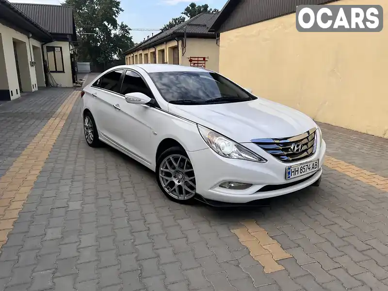 Седан Hyundai Sonata 2011 2 л. Автомат обл. Одесская, Измаил - Фото 1/21