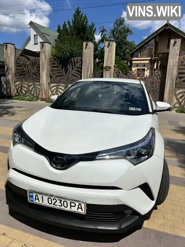 Позашляховик / Кросовер Toyota C-HR 2017 2 л. Варіатор обл. Київська, Біла Церква - Фото 1/15