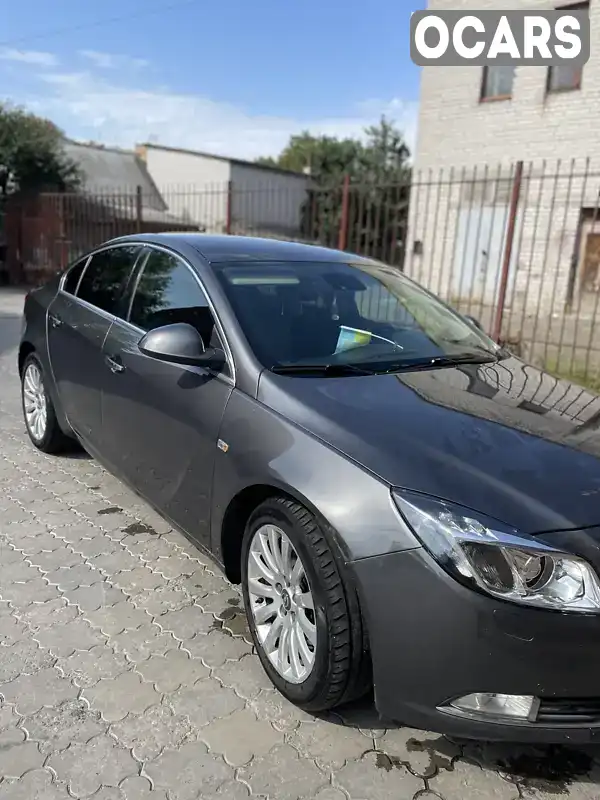 Седан Opel Insignia 2011 1.96 л. Автомат обл. Черкасская, Черкассы - Фото 1/13