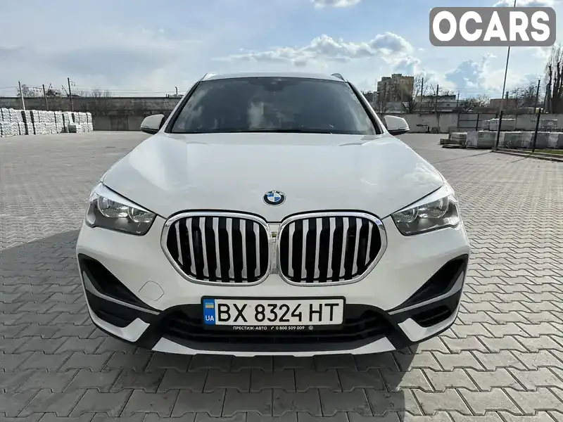 Позашляховик / Кросовер BMW X1 2021 2 л. Типтронік обл. Хмельницька, Хмельницький - Фото 1/16