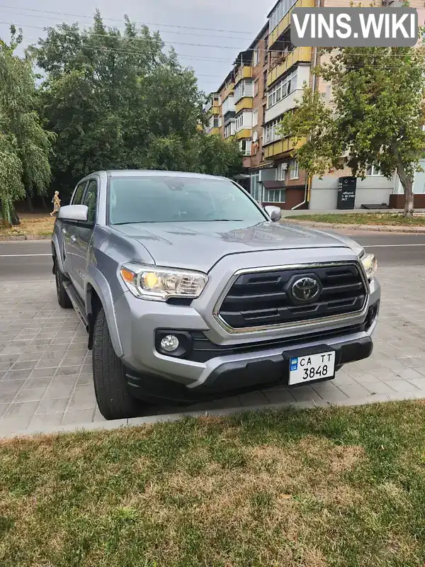 Пікап Toyota Tacoma 2018 null_content л. Автомат обл. Київська, Київ - Фото 1/9