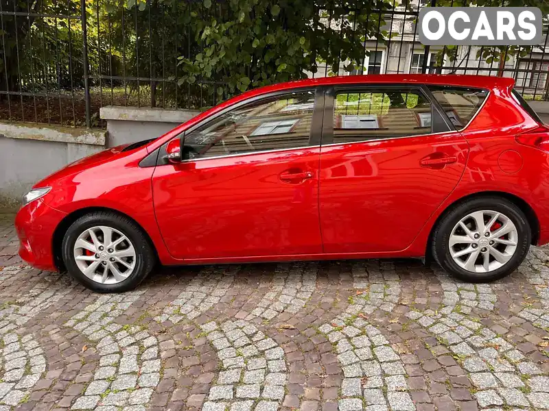 Хетчбек Toyota Auris 2013 1.6 л. Ручна / Механіка обл. Львівська, Львів - Фото 1/21