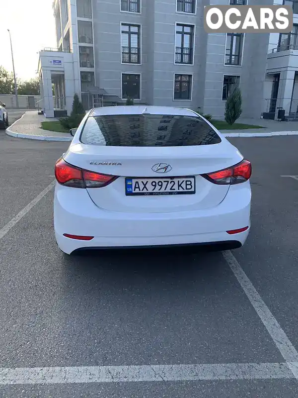 5NPDH4AE1GH769583 Hyundai Elantra 2015 Седан 1.8 л. Фото 2