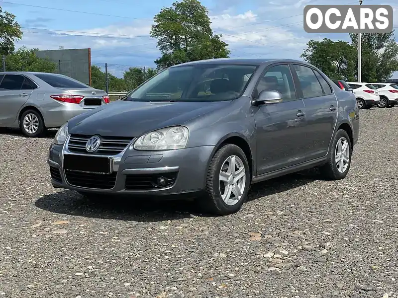 Седан Volkswagen Jetta 2006 1.6 л. Ручна / Механіка обл. Закарпатська, Хуст - Фото 1/11