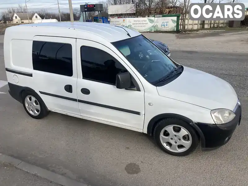 Минивэн Opel Combo 2004 1.7 л. Ручная / Механика обл. Днепропетровская, Каменское (Днепродзержинск) - Фото 1/20