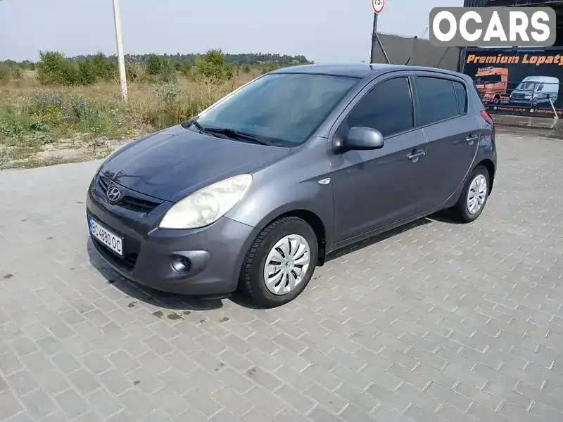 Хетчбек Hyundai i20 2011 1.4 л. Ручна / Механіка обл. Львівська, Львів - Фото 1/21