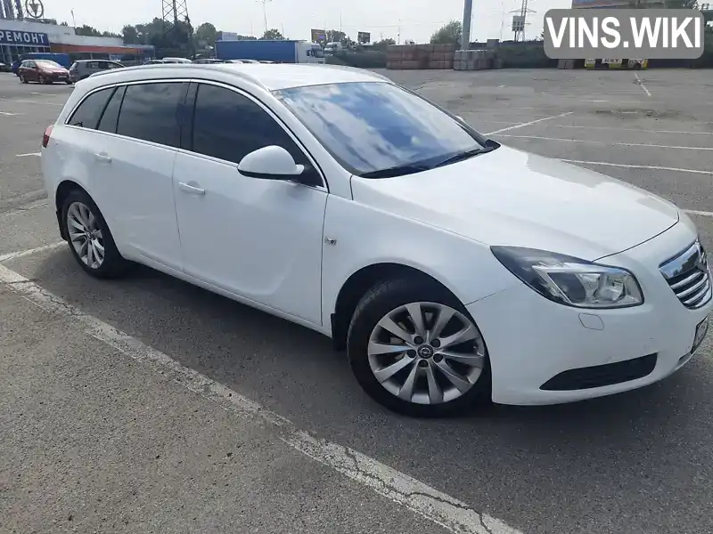 Универсал Opel Insignia 2013 1.96 л. Автомат обл. Закарпатская, Ужгород - Фото 1/15