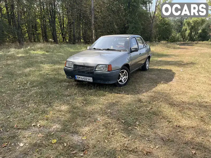 W0L000049H5164486 Opel Kadett 1987 Седан 1.3 л. Фото 2