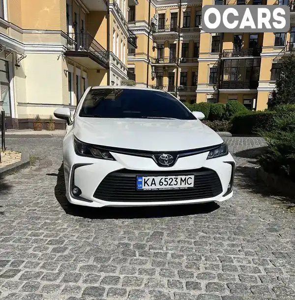 Седан Toyota Corolla 2019 1.6 л. Автомат обл. Київська, Київ - Фото 1/14