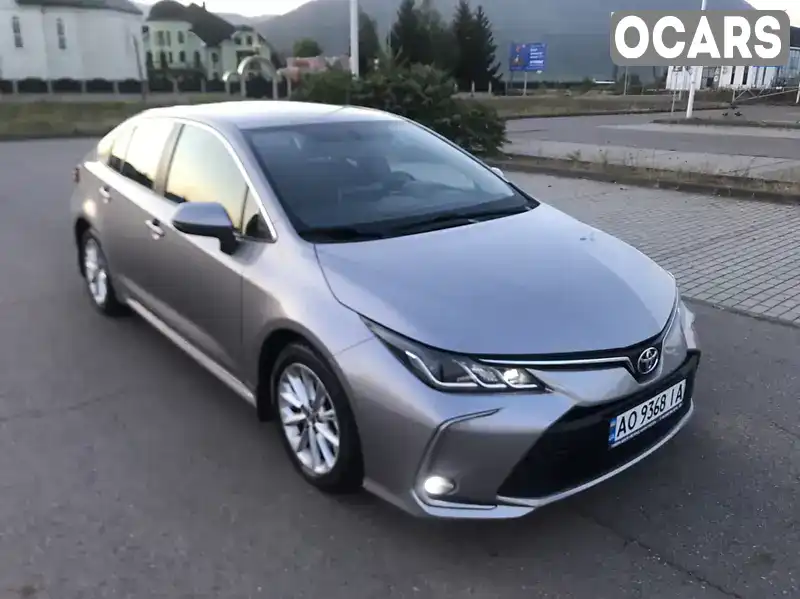 Седан Toyota Corolla 2019 1.6 л. Автомат обл. Закарпатська, Хуст - Фото 1/21