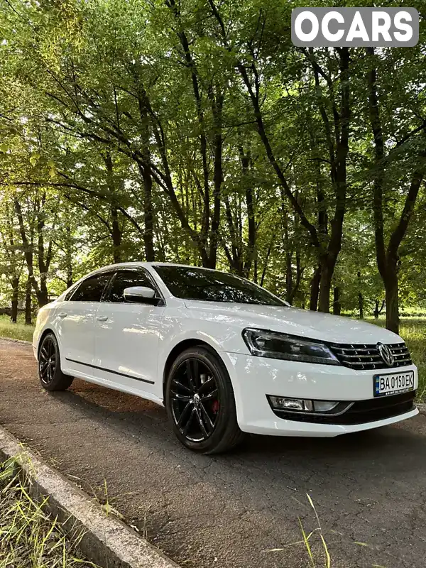 Седан Volkswagen Passat 2012 3.6 л. Автомат обл. Кіровоградська, Новоукраїнка - Фото 1/21