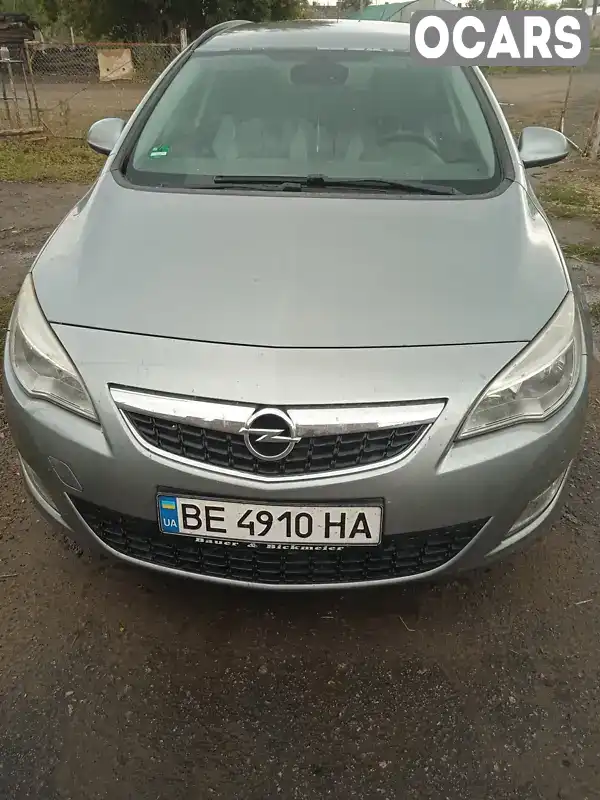 Універсал Opel Astra 2011 1.69 л. Ручна / Механіка обл. Миколаївська, Вознесенськ - Фото 1/4