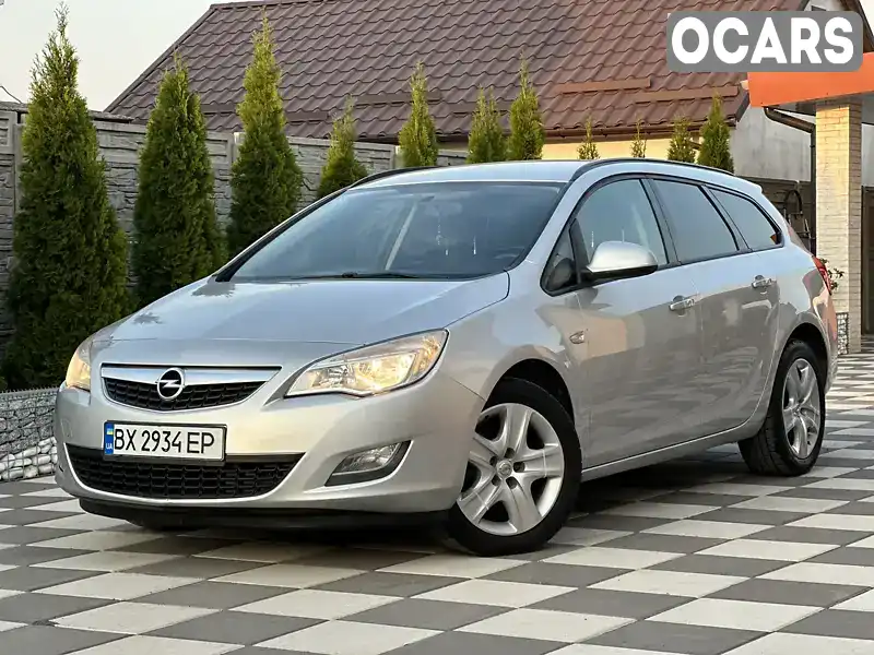 Универсал Opel Astra 2011 1.7 л. Ручная / Механика обл. Хмельницкая, Летичев - Фото 1/21