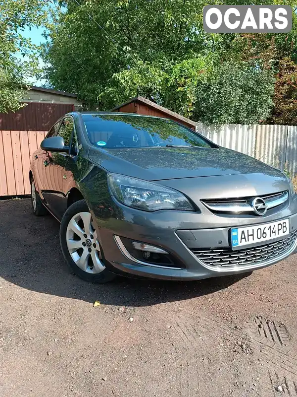 Седан Opel Astra 2012 1.7 л. Ручна / Механіка обл. Донецька, Покровськ (Красноармійськ) - Фото 1/15