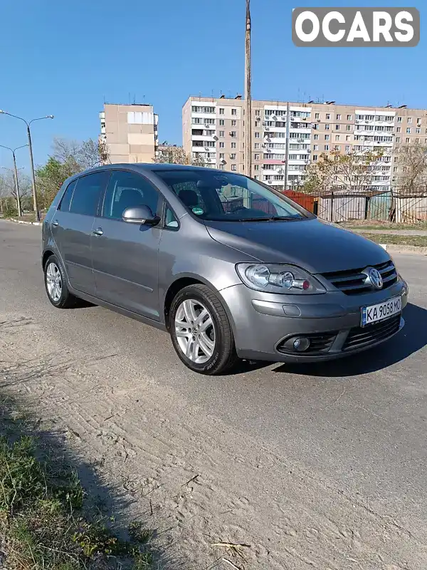 Хэтчбек Volkswagen Golf Plus 2007 1.6 л. Ручная / Механика обл. Запорожская, Запорожье - Фото 1/21