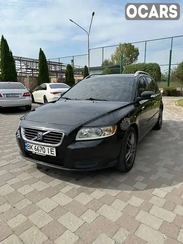 Універсал Volvo V50 2007 2 л. Ручна / Механіка обл. Рівненська, Сарни - Фото 1/14