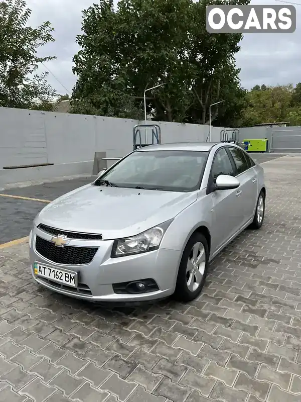 Седан Chevrolet Cruze 2010 1.99 л. Ручная / Механика обл. Николаевская, Николаев - Фото 1/11