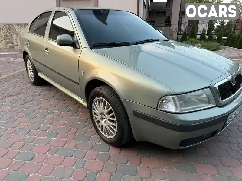 Ліфтбек Skoda Octavia 2002 2 л. Ручна / Механіка обл. Дніпропетровська, Дніпро (Дніпропетровськ) - Фото 1/21