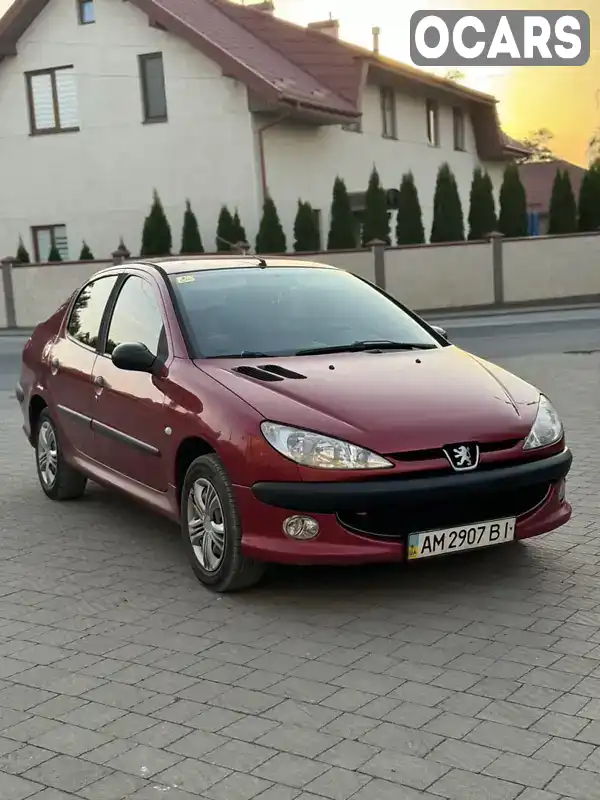 VF32BKFWA72773037 Peugeot 206 2007 Седан 1.36 л. Фото 2