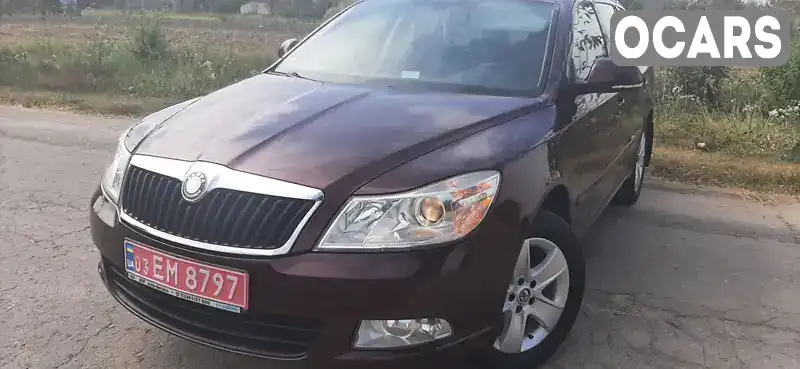 Універсал Skoda Octavia 2010 1.6 л. Ручна / Механіка обл. Рівненська, Дубно - Фото 1/21