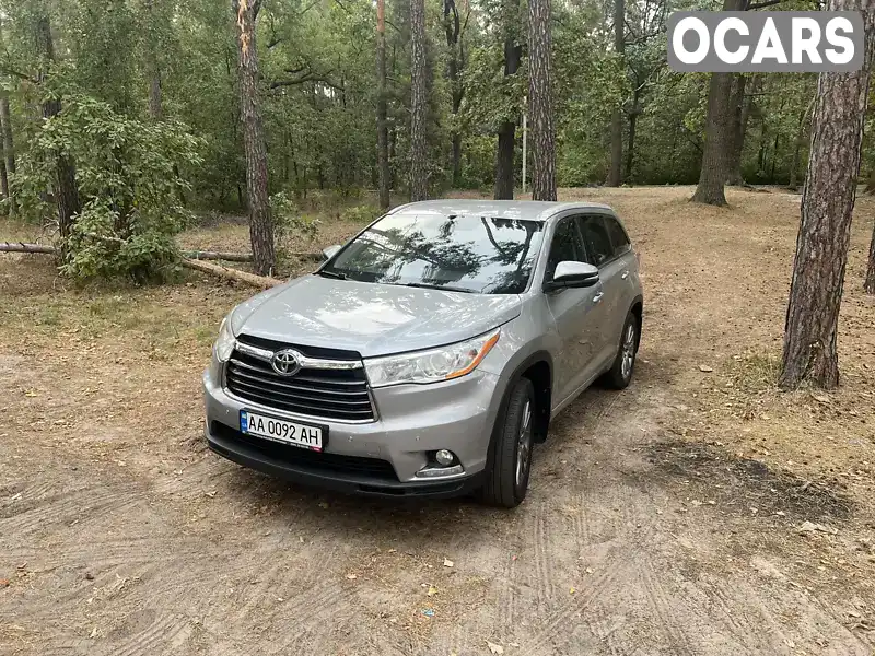 Позашляховик / Кросовер Toyota Highlander 2015 2.67 л. Автомат обл. Київська, Київ - Фото 1/21