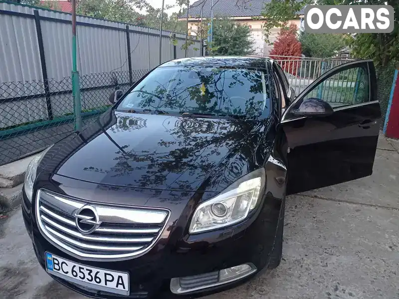 Седан Opel Insignia 2011 1.96 л. Ручна / Механіка обл. Волинська, Володимир-Волинський - Фото 1/13