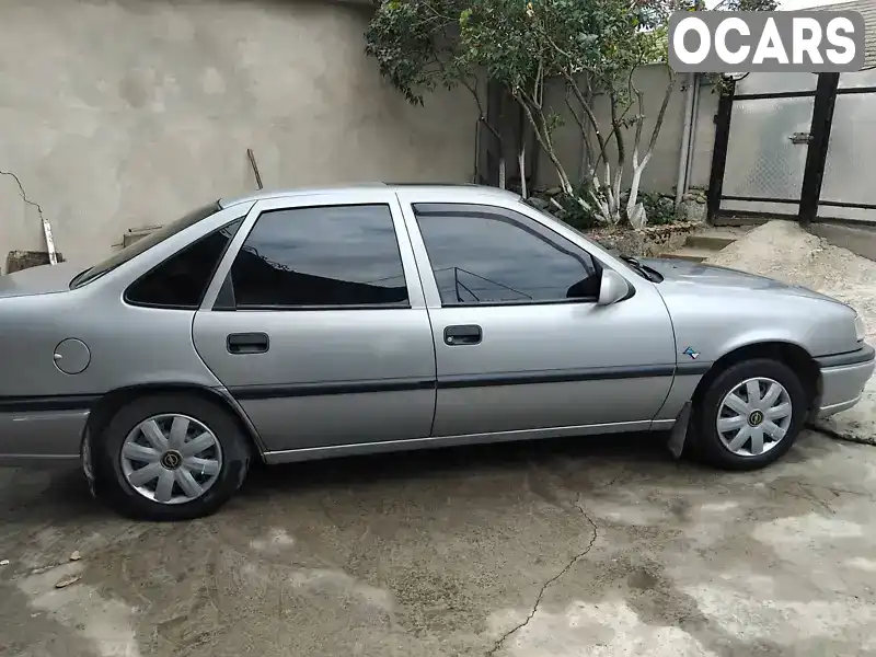 Седан Opel Vectra 1995 1.8 л. Ручная / Механика обл. Черновицкая, Новоднестровск - Фото 1/14