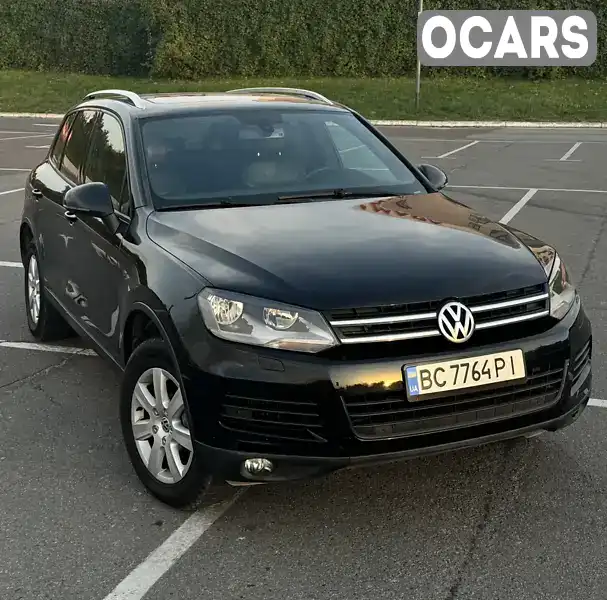 Позашляховик / Кросовер Volkswagen Touareg 2011 3 л. Автомат обл. Львівська, Новояворівськ - Фото 1/21