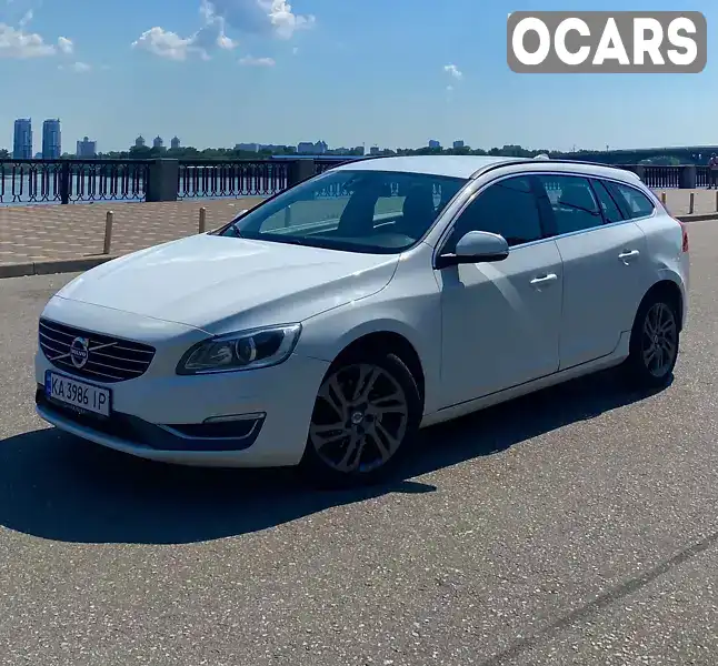 Універсал Volvo V60 2014 1.6 л. Автомат обл. Київська, Київ - Фото 1/21