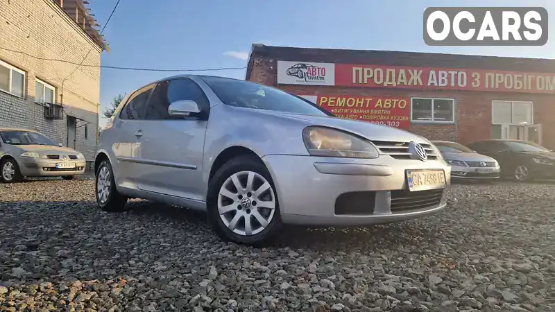 Хетчбек Volkswagen Golf 2003 1.6 л. Ручна / Механіка обл. Черкаська, Сміла - Фото 1/21