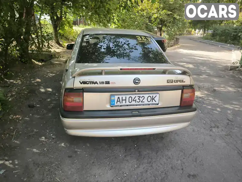 Седан Opel Vectra 1993 1.6 л. Ручна / Механіка обл. Донецька, Дружківка - Фото 1/20