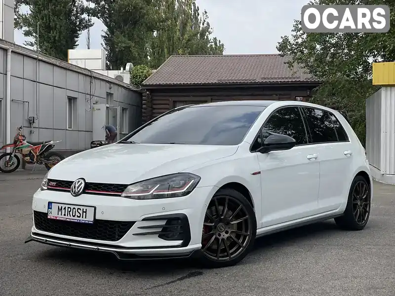 Хетчбек Volkswagen Golf GTI 2020 1.98 л. Автомат обл. Дніпропетровська, Кривий Ріг - Фото 1/21